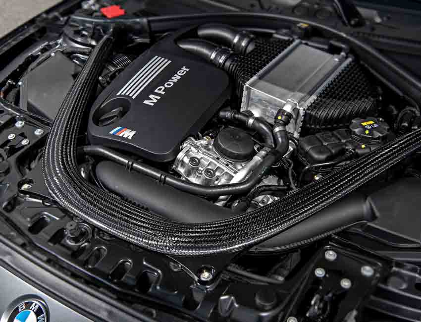 BMW M4 GTS 500HP Engine