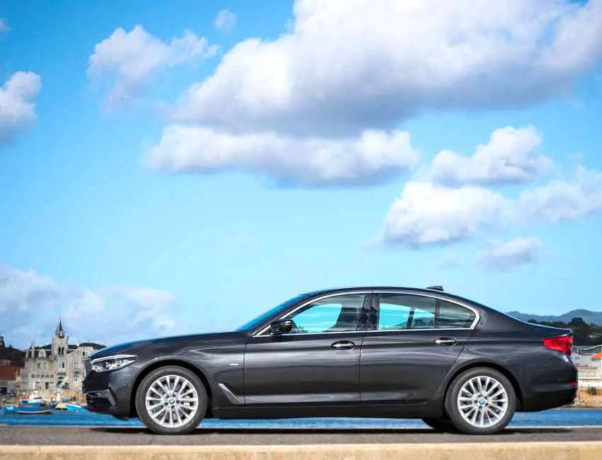 BMW 5 Series Sedan Maintenance 2017 and Later Models Side View